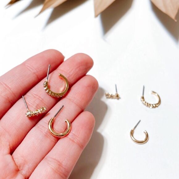 Diamond stud earrings S331 - Picture 3 of 3